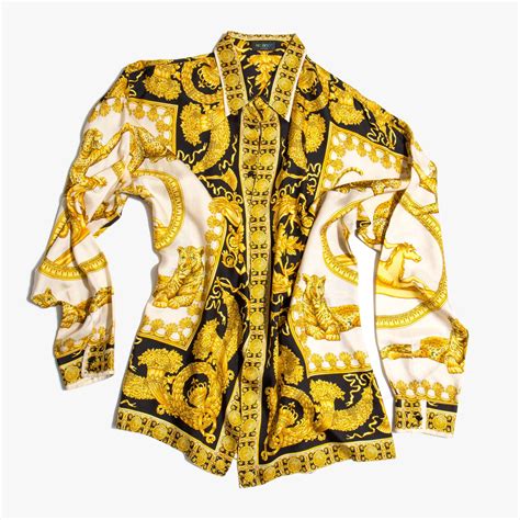 gianni versace magliette|GIANNI VERSACE. BAROQUE SILK PRINTED MAGLIETTA..